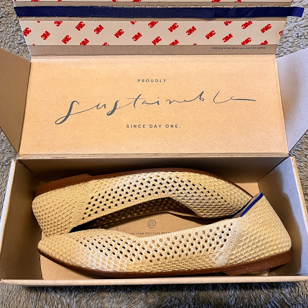 NEW Rothy’s size 7